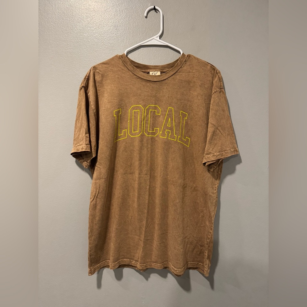 NWOT Oat Collective Local Graphic Tee Short Sleeve Size Medium
